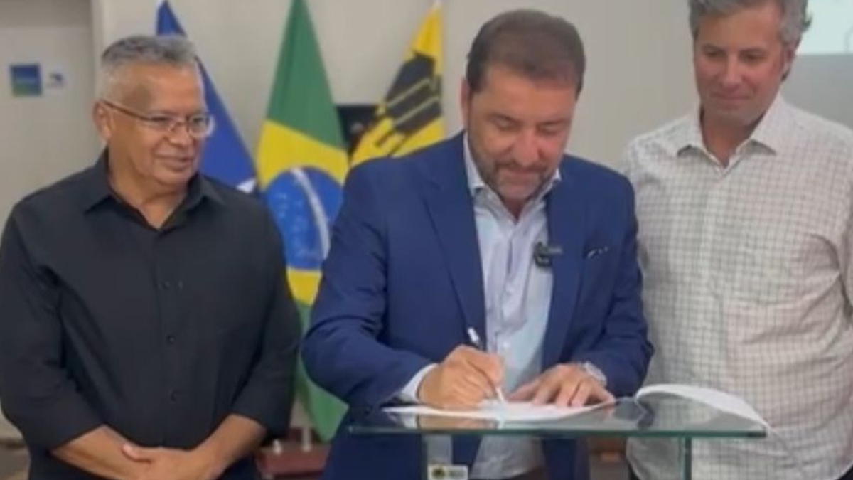 VALTINHO CANUTO: 100% iluminação pública em LED nos Distritos do Baixo Madeira - News Rondônia