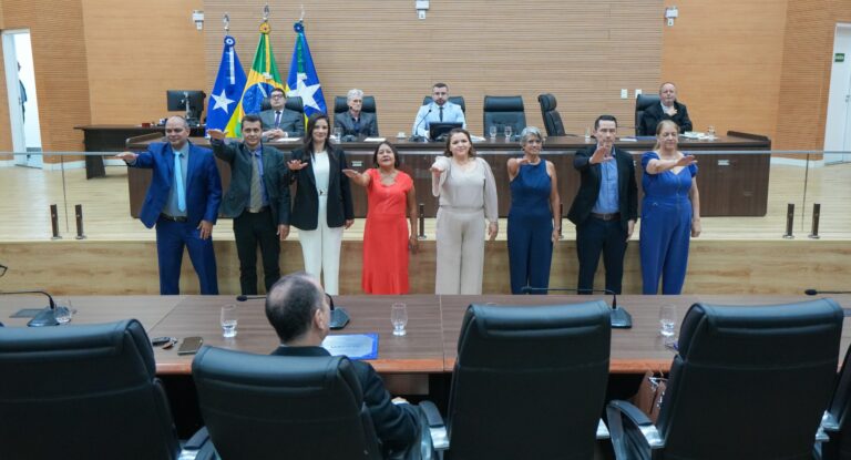 Dia do Profissional da Contabilidade marcado por homenagem na Assembleia Legislativa de Rondônia