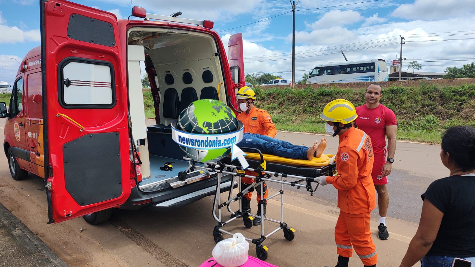 Acidente Na Br 364 Entre Moto E Corolla Deixa Dois Feridos Em Porto