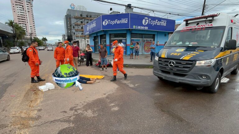 Caminhonete avança sinal vermelho e causa grave acidente na Abunã