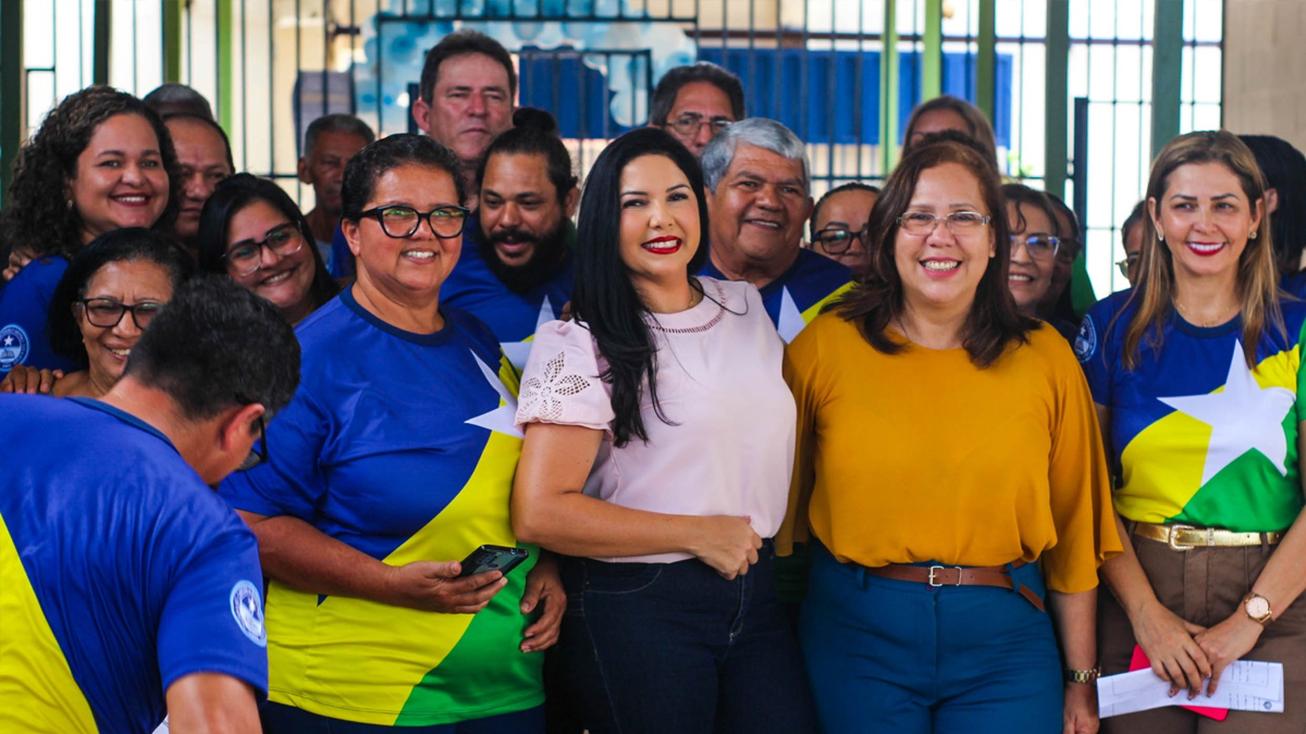 Deputada Cristiane Lopes anuncia emenda de 500 mil reais em comemoração aos 35 anos da Escola Estadual Capitão Cláudio - News Rondônia