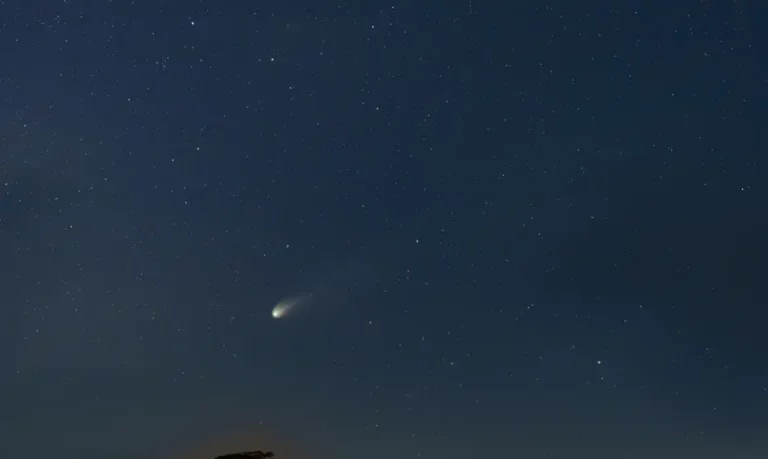 "Cometa do Diabo" ficará visível no Brasil neste domingo; veja horário