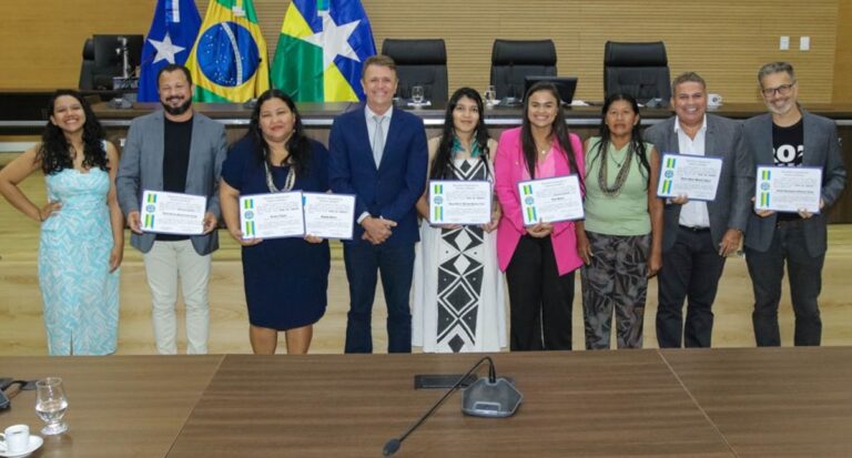 Dra. Taíssa realiza sessão solene em homenagem às lideranças indígenas