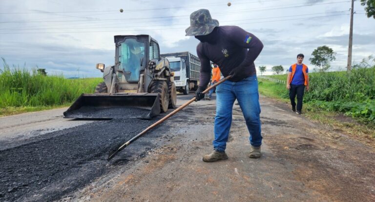 Governo de RO inicia obras de manutenção no asfalto da Rodovia-473 sentido município de Urupá