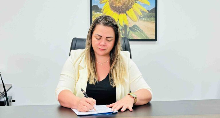 Cláudia de Jesus pede ampliação da campanha de vacinação contra HPV em Rondônia