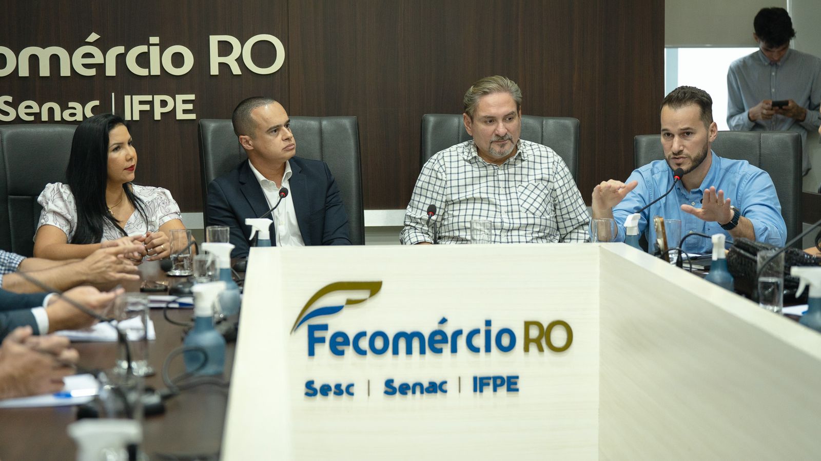 Facer Participa De Mais Uma Reunião Da Comissão Céus Abertos Em Busca De Solução Para O 4224