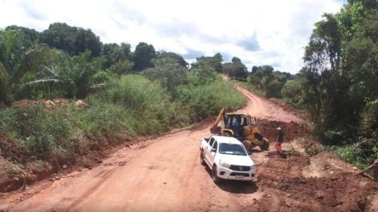 Serviços de recuperação são executados em 35 quilômetros da RO-418, antiga Linha 7, em Cacoal