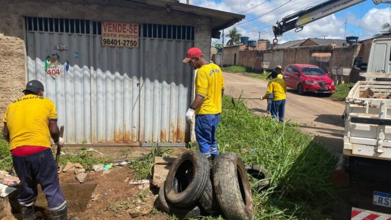 Prefeitura intensifica trabalho de desobstrução de bueiros