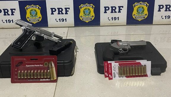 Em Vilhena, PRF apreende arma de fogo
