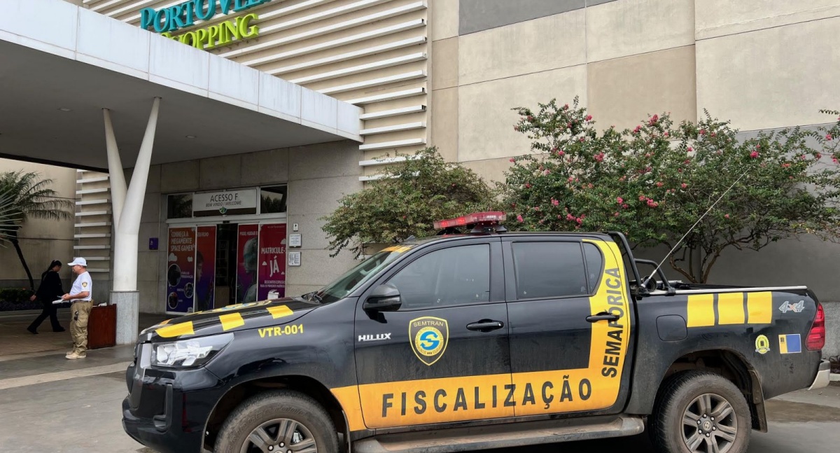Prefeitura passa a emitir credenciais para estacionamento em vagas reservadas para idosos PcD no Porto Velho Shopping - News Rondônia