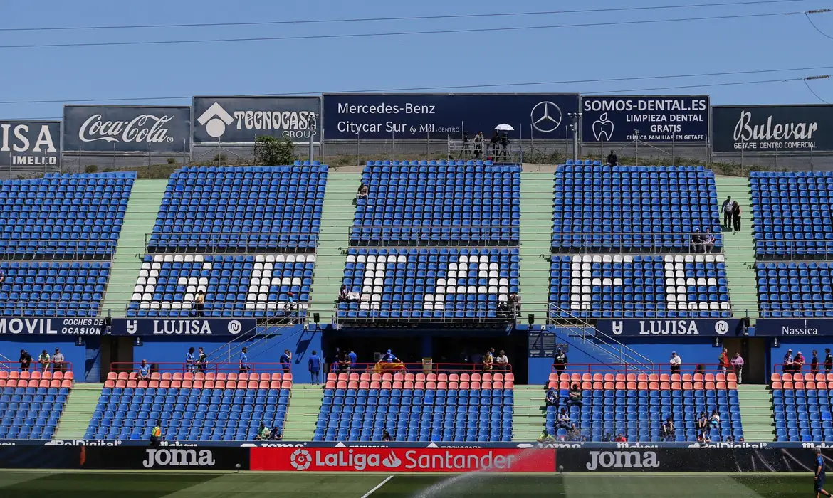 Getafe é punido por racismo com interdição parcial de arquibancada