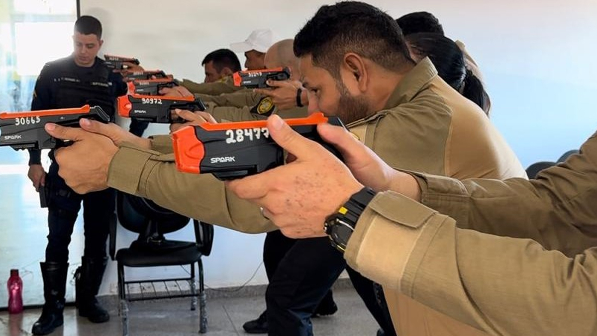 Agentes de Trânsito de Porto Velho são capacitados para uso de armas menos letais - News Rondônia