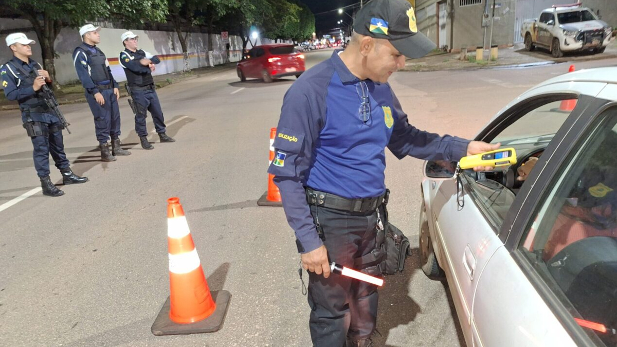 “Paz no trânsito começa por você” é reforçada com ações da Lei Seca realizadas pelo Detran-RO - News Rondônia