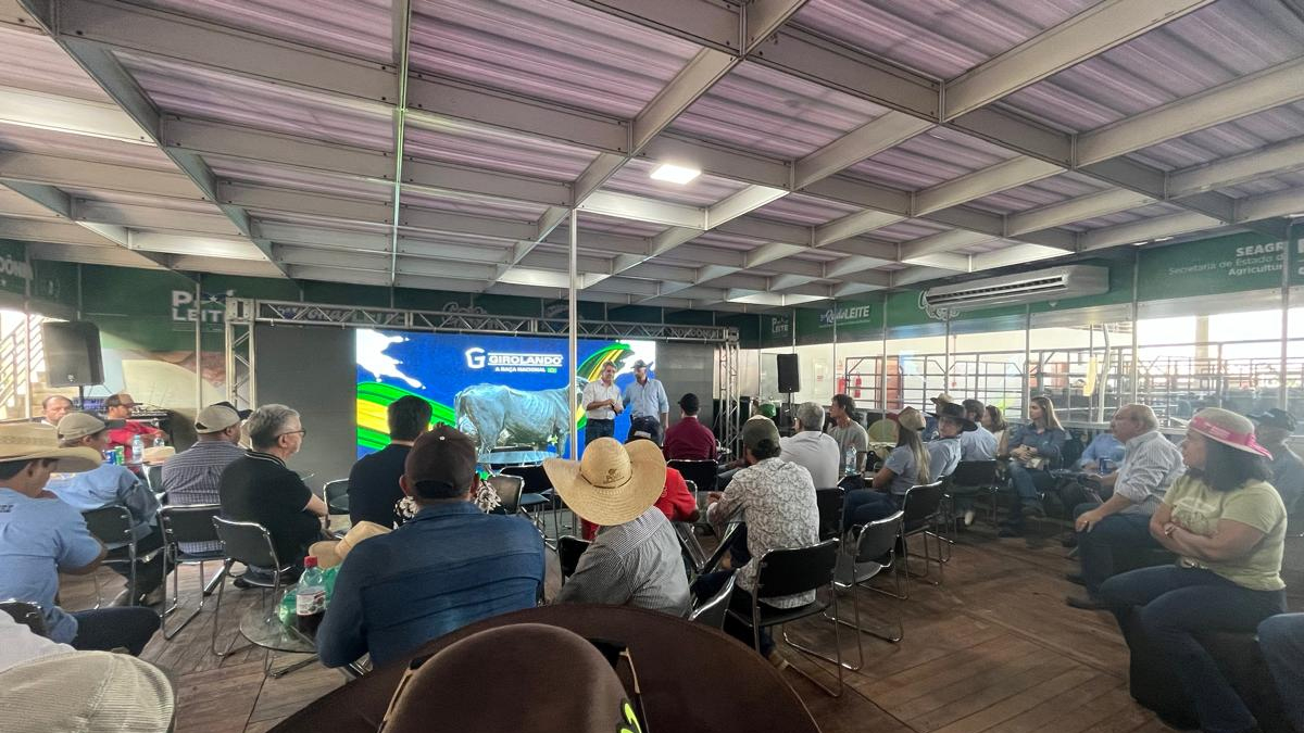 Oportunidades e desafios para criadores da raça Girolando são debatidos na Rondônia Rural Show Internacional - News Rondônia
