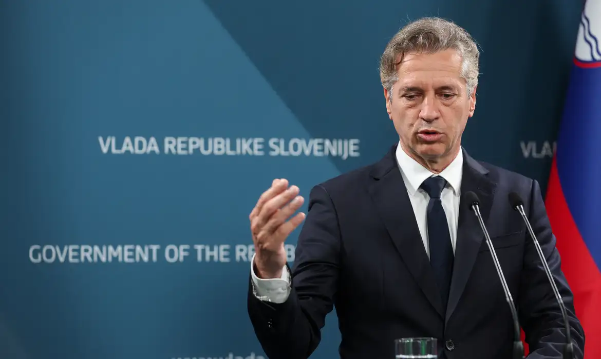 Governo esloveno aprova moção de reconhecimento do Estado palestino