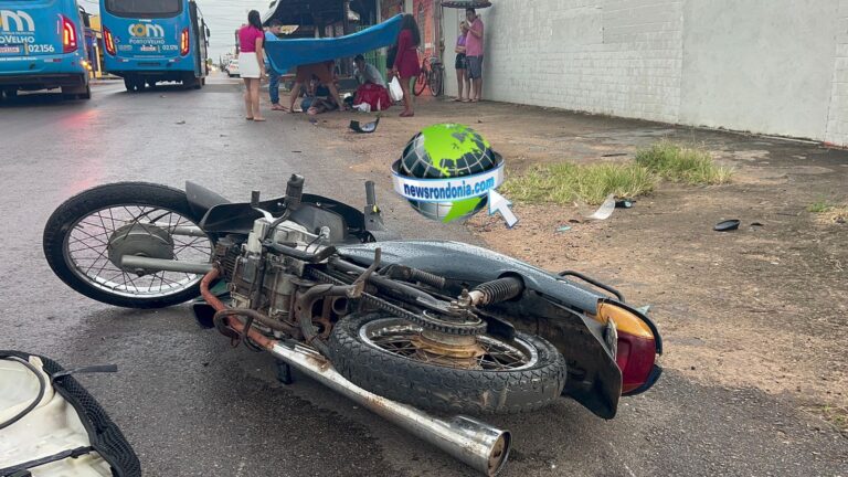 Motoboy avança preferencial e acaba atropelado por ônibus na zona leste