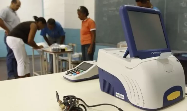 Venezuela revoga convite a observadores da UE para eleição