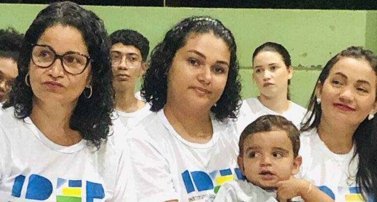 Formandas de curso técnico em Enfermagem conciliaram estudos com cuidados maternos