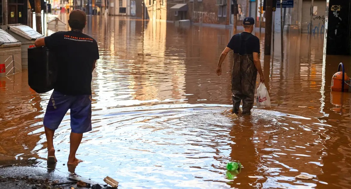 Enchentes RS: DPU orienta cidadãos sobre medidas assistenciais oferecidas pelo governo federal