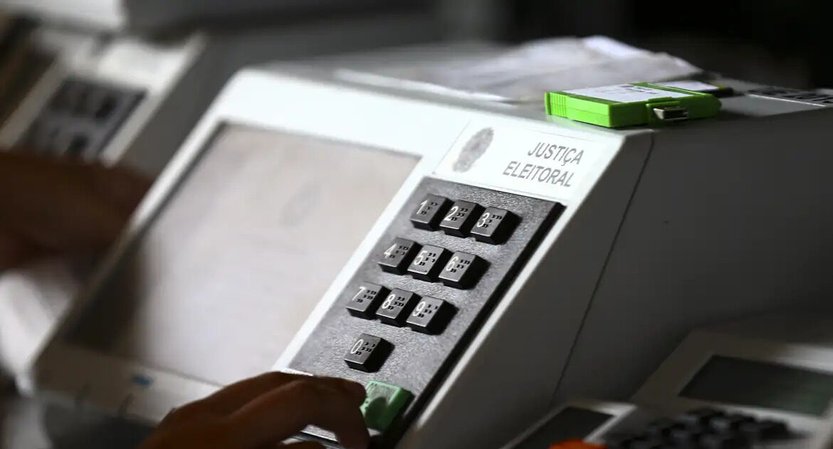 Testes em urnas eletrônicas reiteram que sistema de votação é seguro