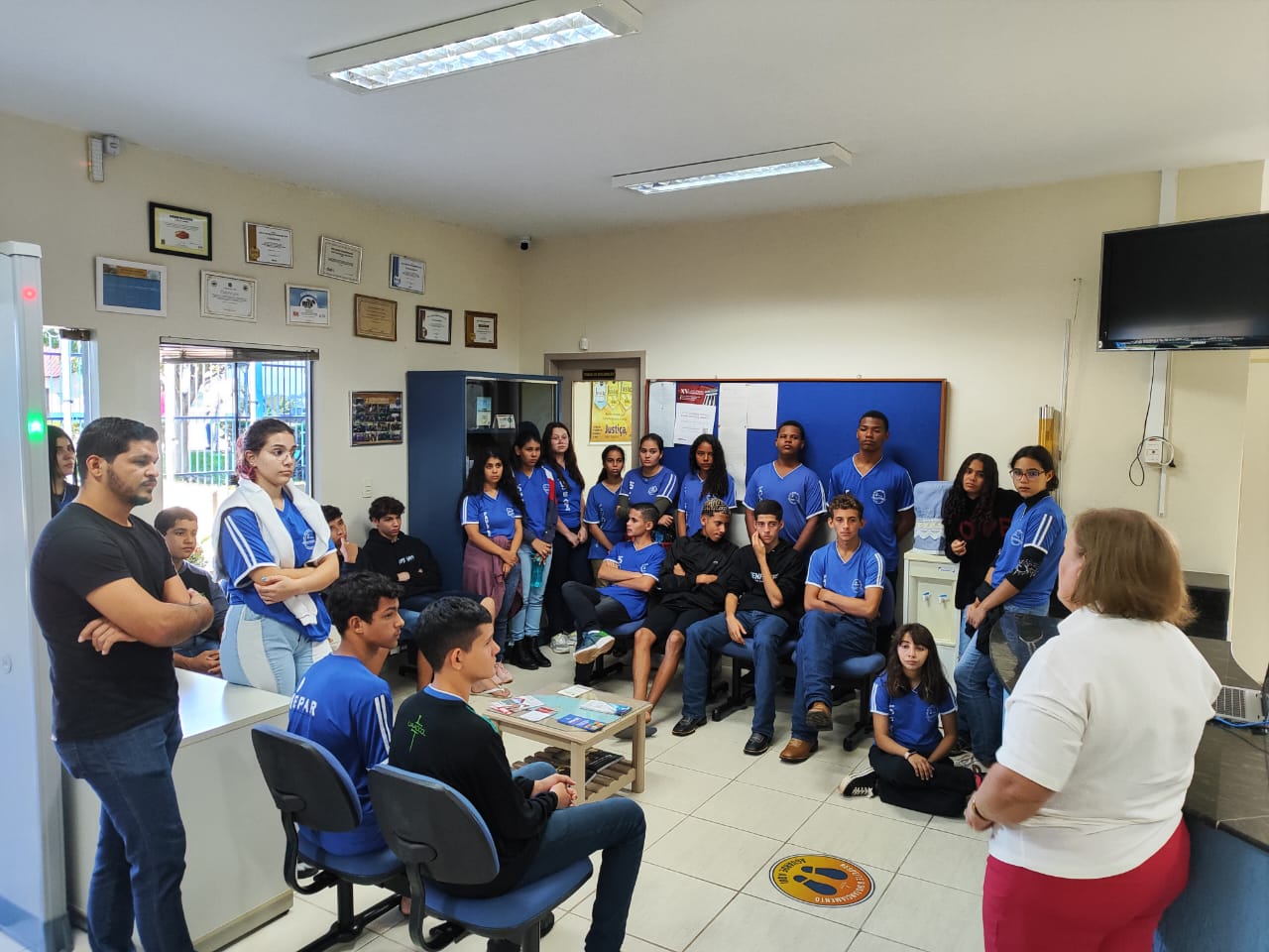 JT de Portas Abertas: Vara do Trabalho de Colorado do Oeste recebe estudantes - News Rondônia