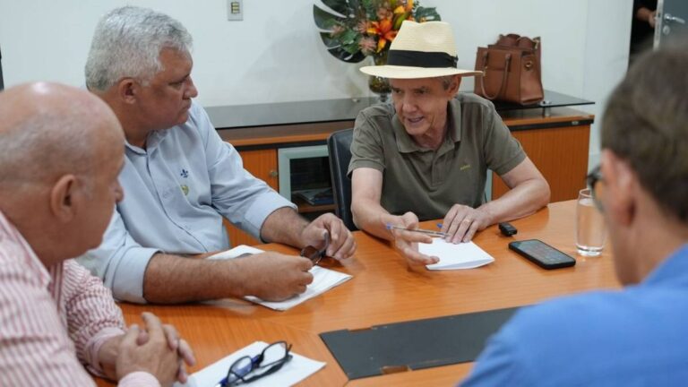 JAIME BAGATTOLI: Projeto de georreferenciamento apoiado pelo senador garante as primeiras titulações em RO - News Rondônia