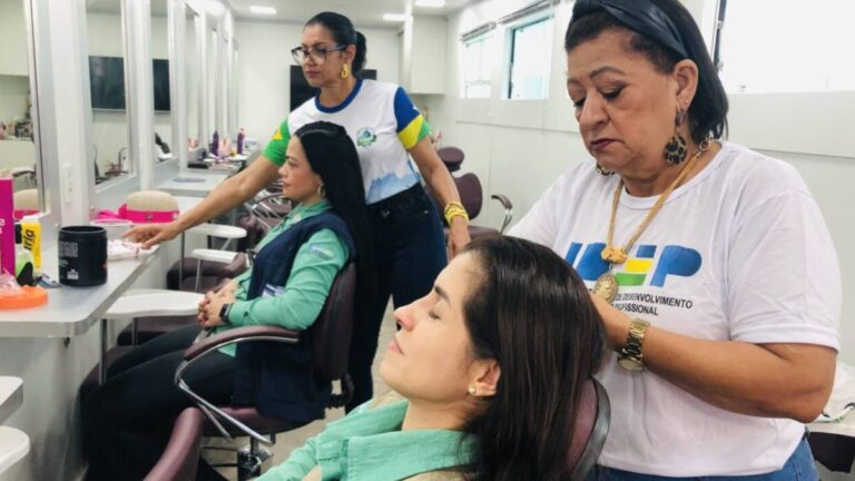 Público feminino tem serviços de beleza gratuitos na Rondônia Rural Show Internacional