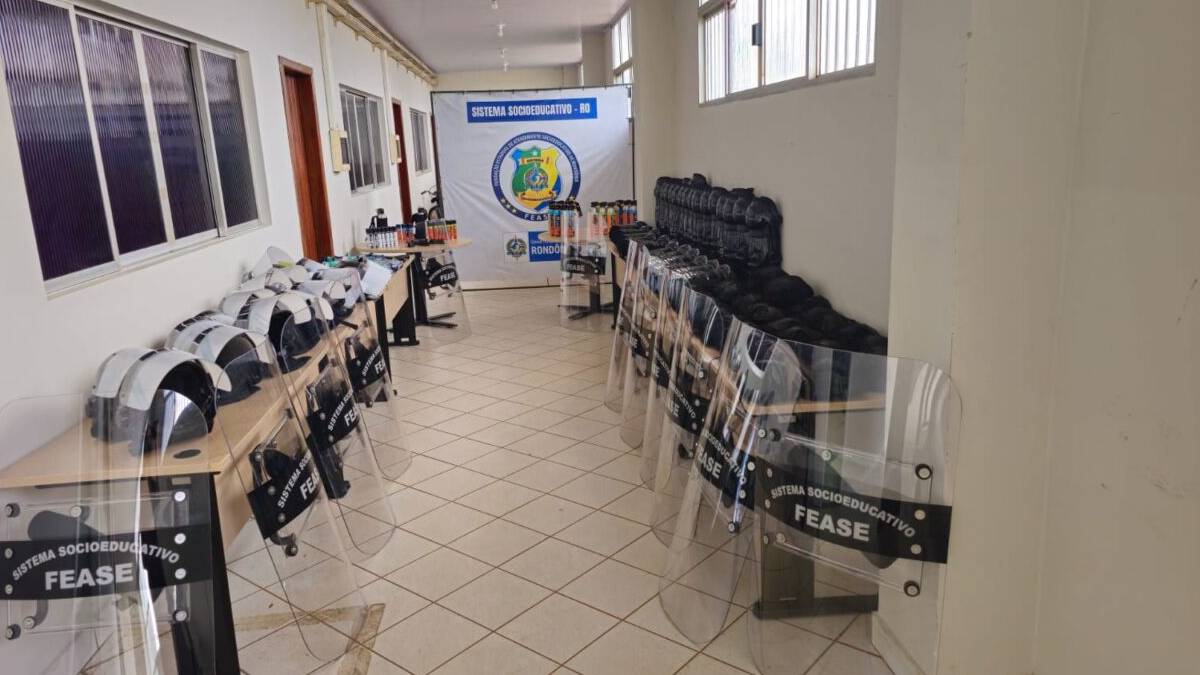 Governo de RO entrega equipamentos de segurança para agentes de segurança socioeducativos