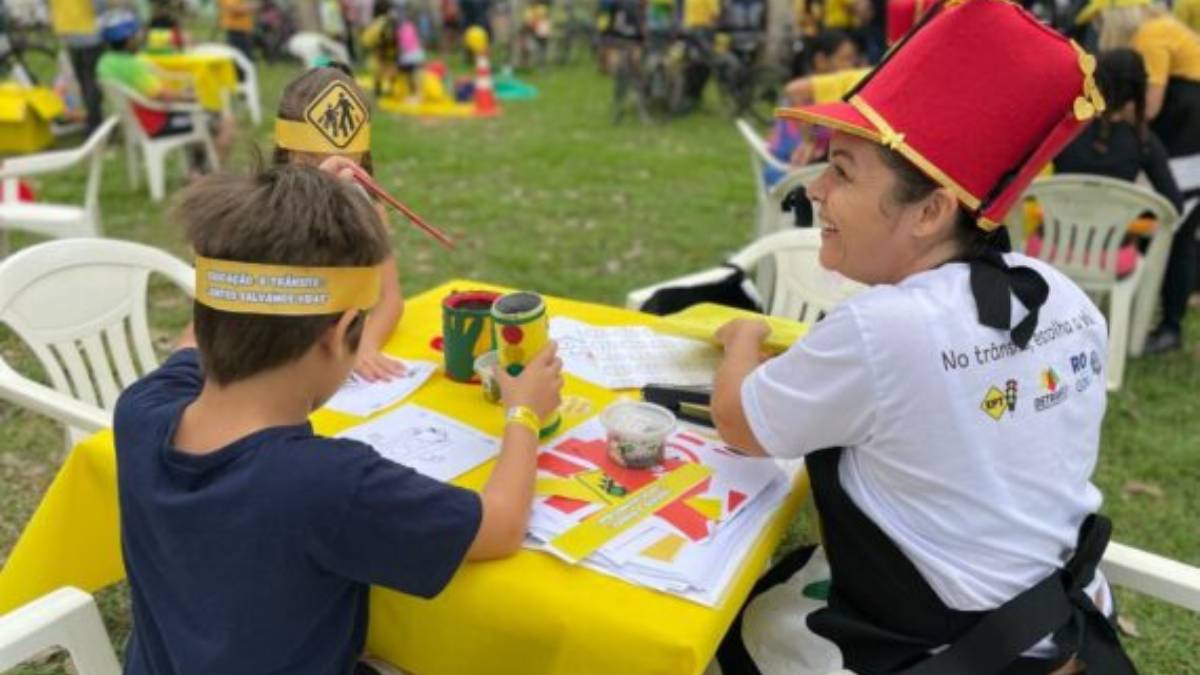 Passeio ciclístico em alusão ao Maio Amarelo é realizado em Porto Velho - News Rondônia Passeio ciclístico em alusão ao Maio Amarelo é realizado em Porto Velho