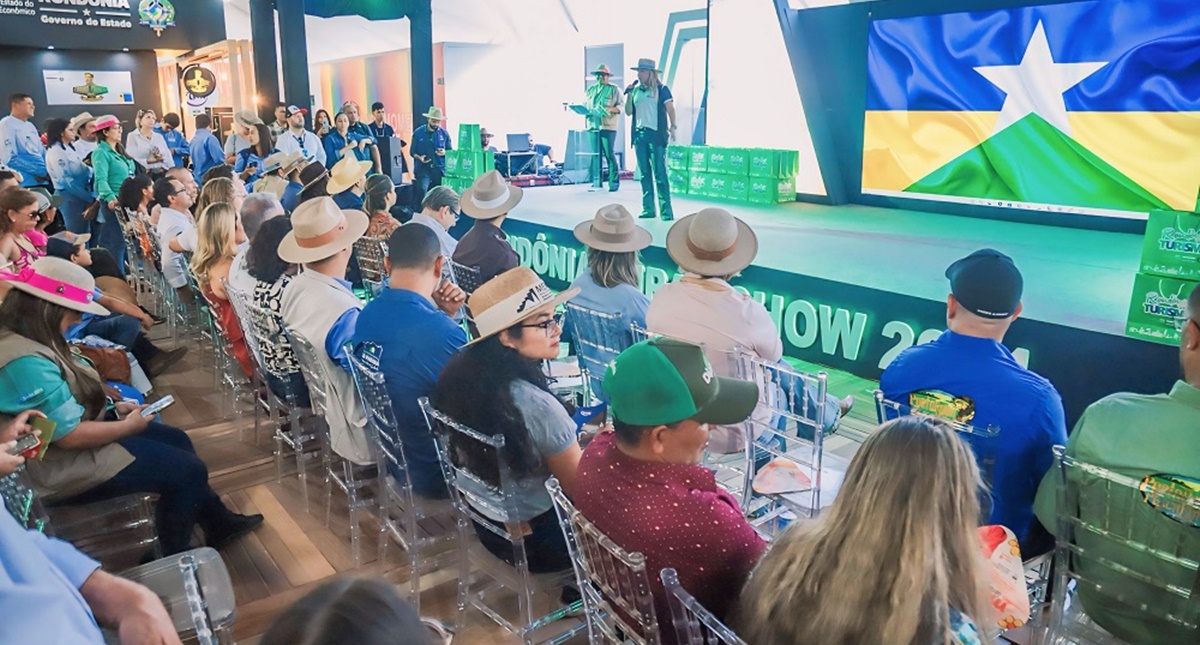 Ieda Chaves participa da Rondônia Rural Show e destaca investimento no setor turístico