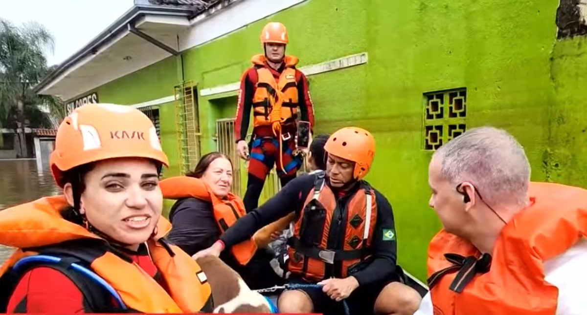 RO pelo RS: em meio a relatos comoventes, bombeiros de RO resgatam senhora no dia do aniversário