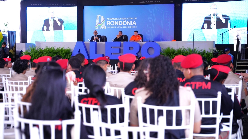 Mesa Redonda de segurança pública sobre Bullying e Cyberbullying no ambiente escolar é realizada pela Alero durante 11ª RRSI - News Rondônia