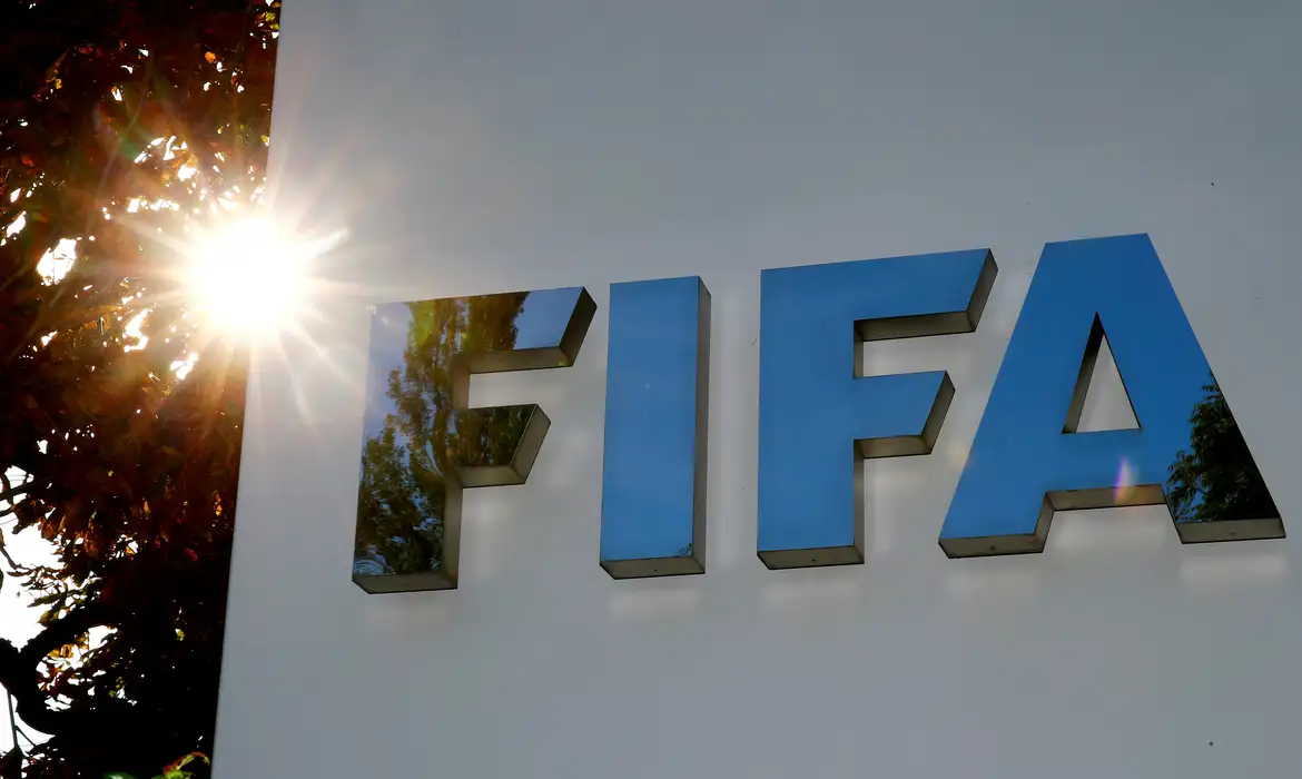 Fifa propõe sanções contra o racismo, incluindo suspensão de partidas