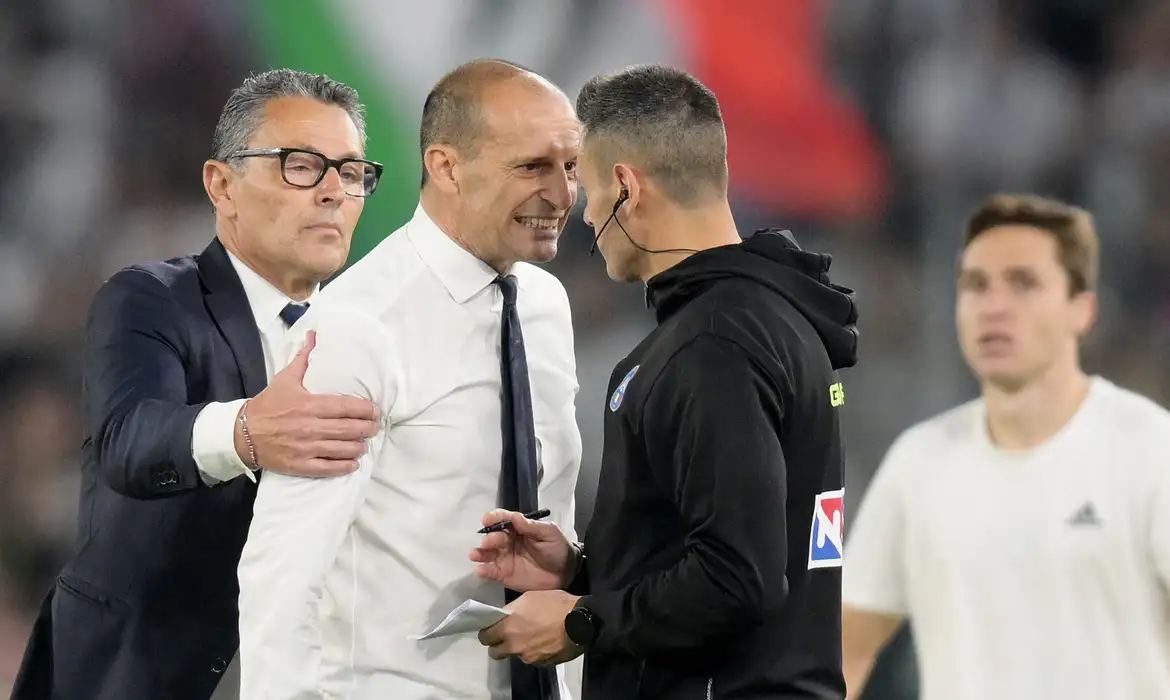 Juventus demite técnico por mal comportamento na final Copa da Itália