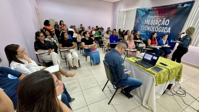 Atualização em recursos e tecnologias digitais reúne coordenadores e supervisores da Mediação Tecnológica - News Rondônia