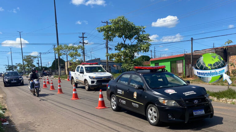 Viatura do MP se envolve em acidente no centro - News Rondônia