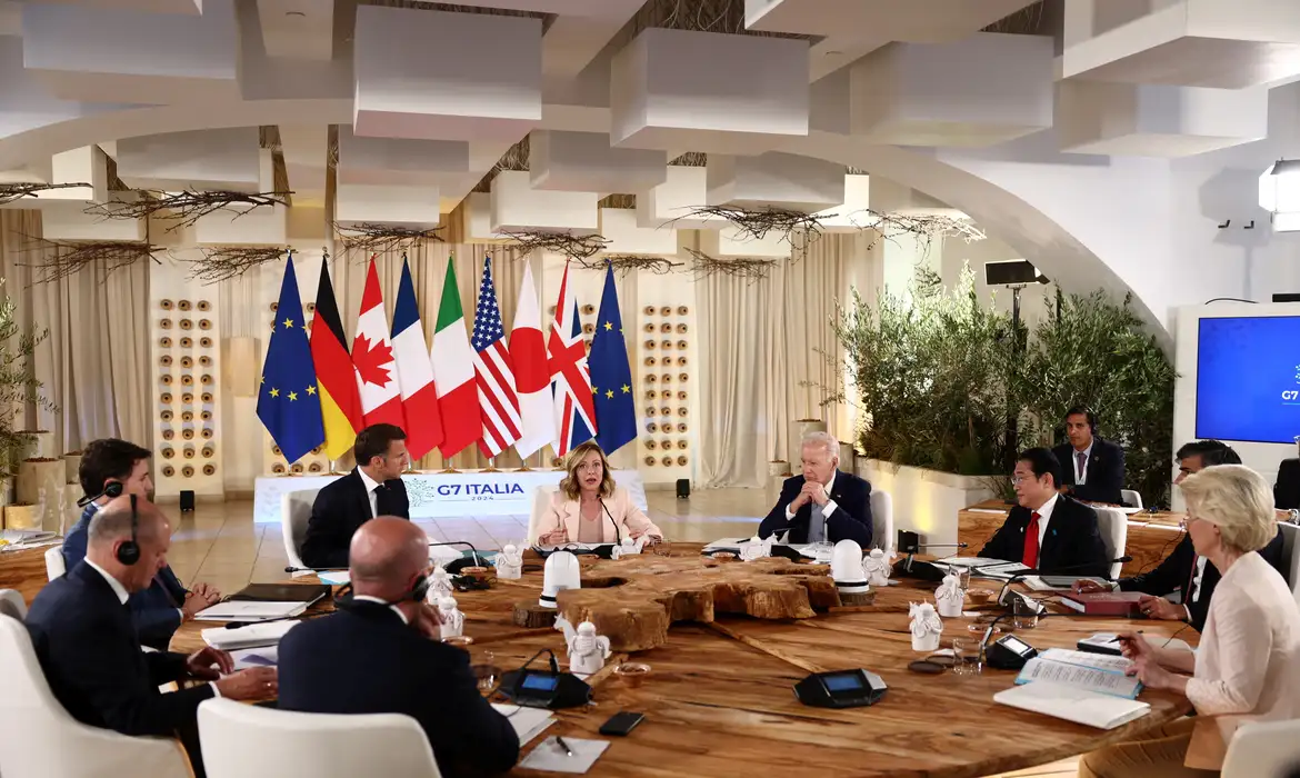 G7 chega a acordo sobre apoio financeiro à Ucrânia com ativos russos