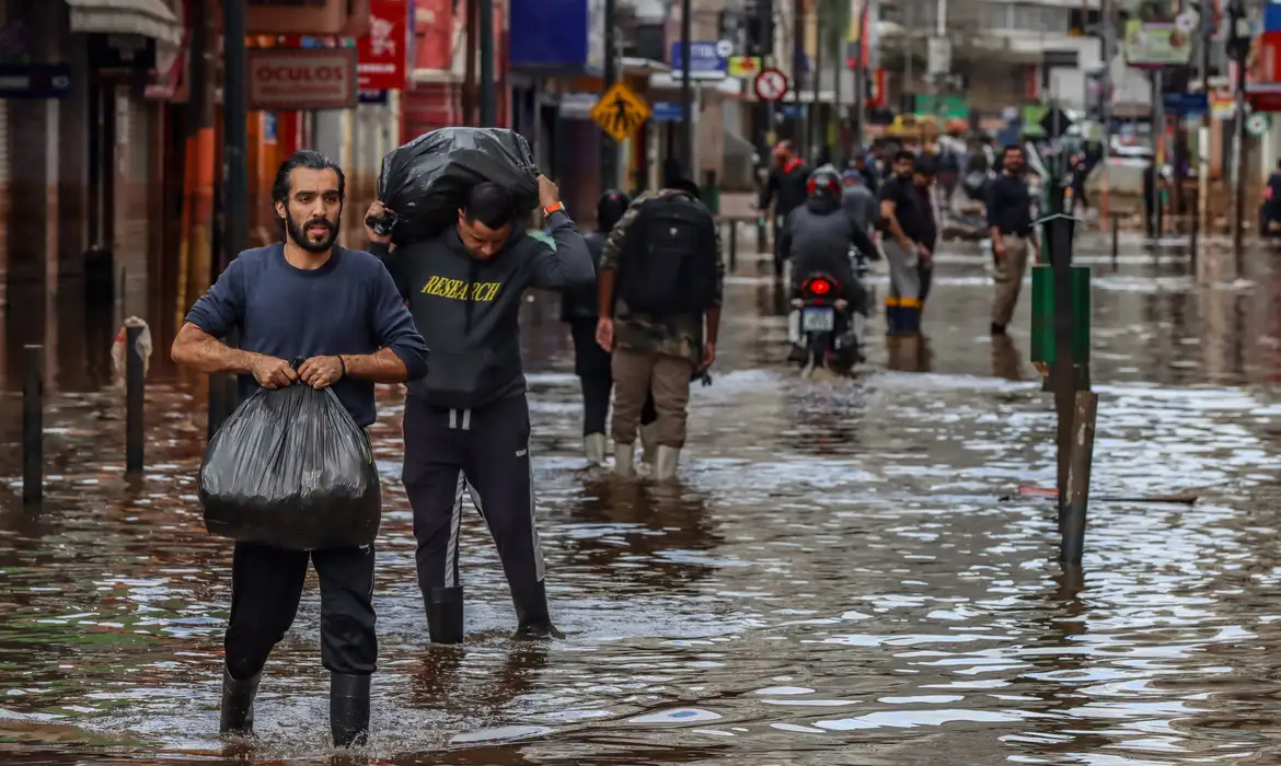 Justiça determina que Porto Alegre tenha plano para áreas inundadas