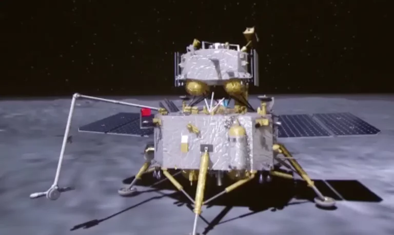 Sonda chinesa se desprende da Lua com amostras da face oculta