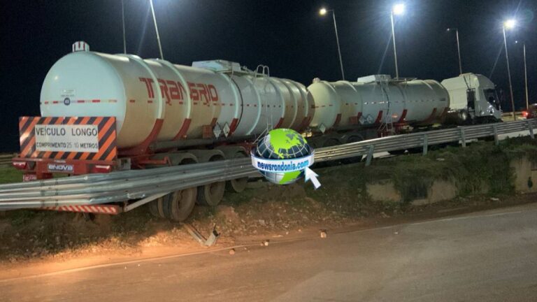 URGENTE: Caminhão-tanque não sobe ladeira e quase tomba em viaduto na capital - News Rondônia