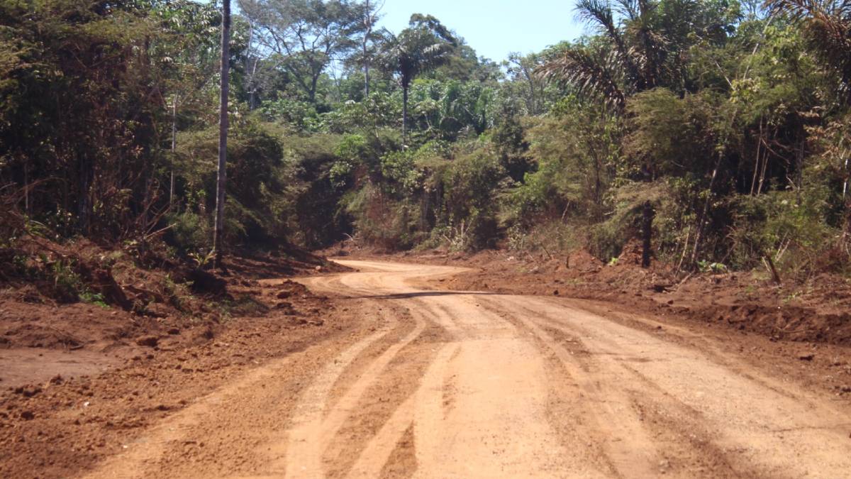 Prefeitura de Porto Velho recupera mais de 10 km de vias rurais e proporciona melhores condições de tráfego e segurança aos usuários - News Rondônia