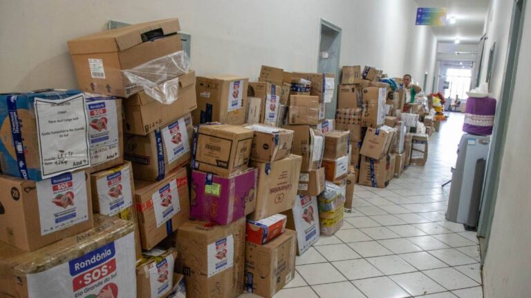 Prédio do Relógio permanece ponto de coleta para doações ao Rio Grande do Sul - News Rondônia