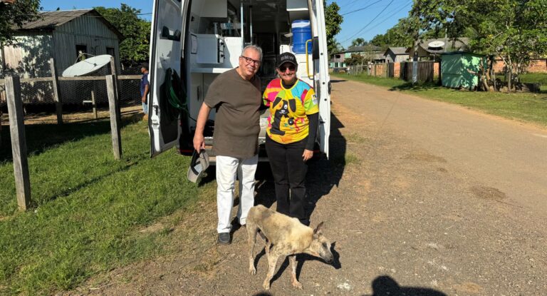 Castra Móvel desce o Baixo Madeira e vereadora Márcia Socorristas Animais destaca importância dos serviços