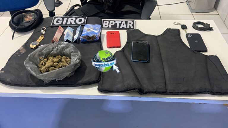Trio é flagrado fazendo delivery de drogas em condomínio de luxo na capital