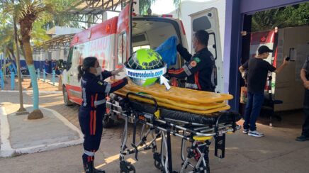 Homem é resgatado após subir em telhado de sobrado em RO