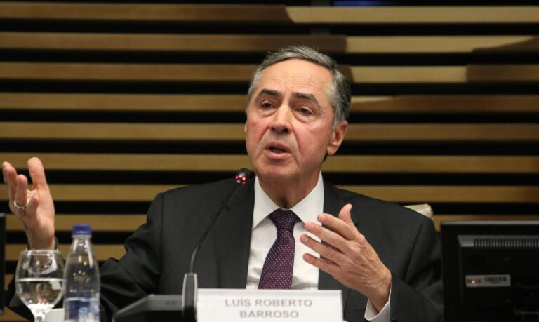 Barroso: decisão do STF pode beneficiar condenado por porte de maconha