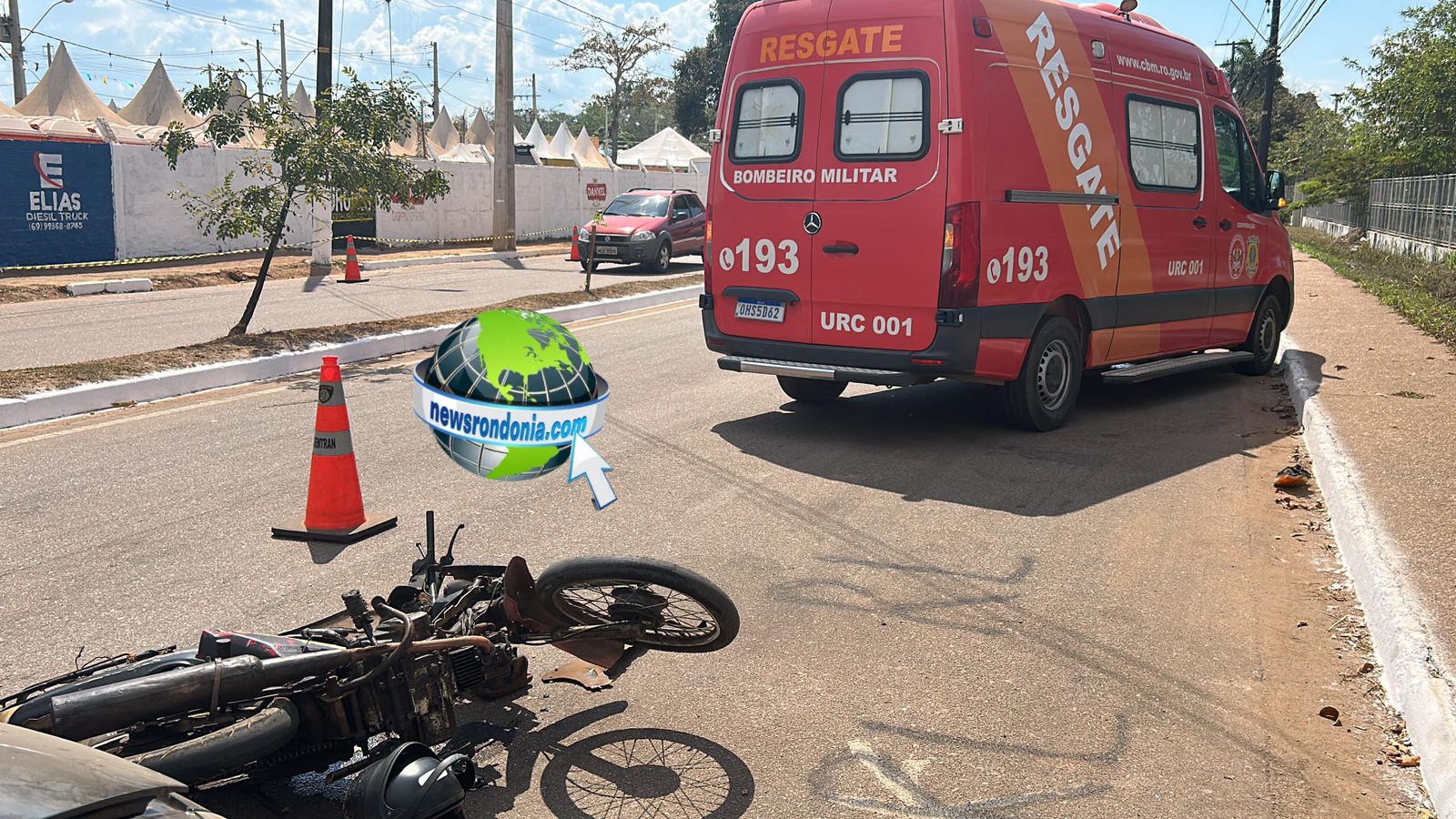 Motociclista bate de frente com carro próximo a Flor do Maracujá