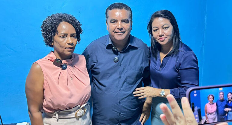 Candeias do Jamari: Lindomar Garçon Eleito Novo Prefeito com 74,47% dos Votos - News Rondônia
