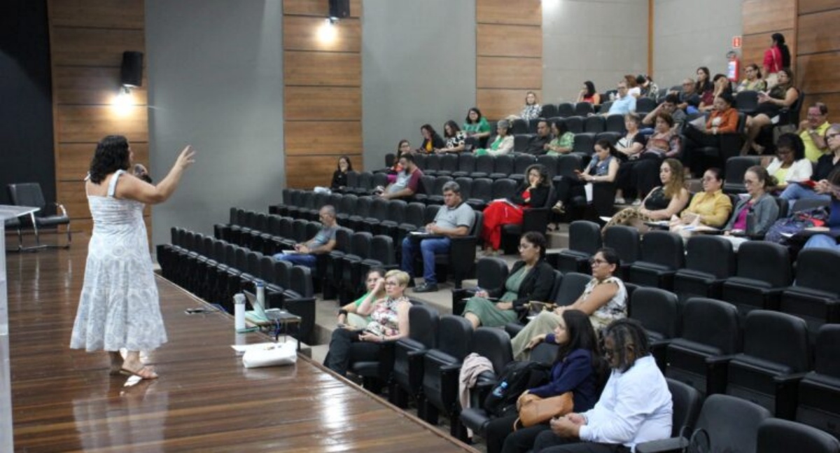 Governo de RO impulsiona debate sobre políticas educacionais durante encontro, em Porto Velho