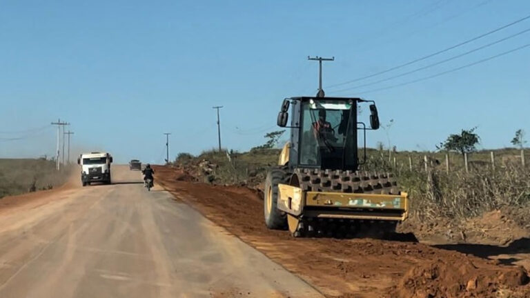 DER atende solicitação da deputada Dra. Taíssa e inicia revitalização da RO-257 - News Rondônia